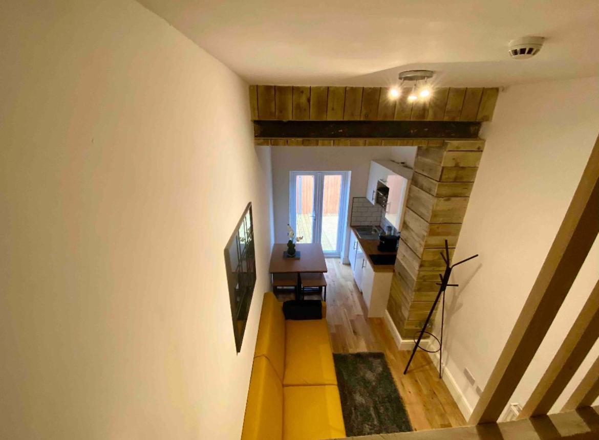 Flat 8, 10 St Johns Apartment บอร์นมัธ ภายนอก รูปภาพ