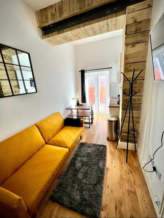 Flat 8, 10 St Johns Apartment บอร์นมัธ ภายนอก รูปภาพ